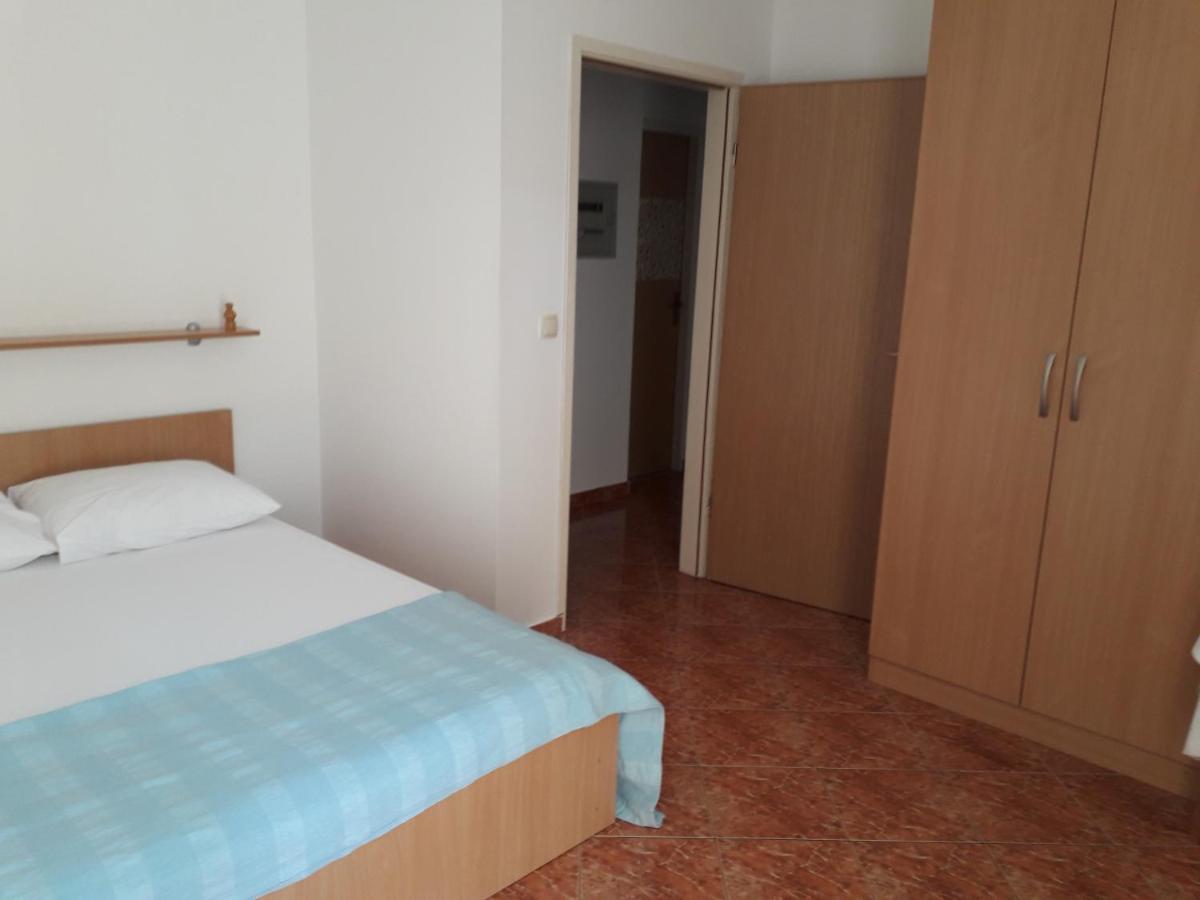 נובליה Apartments Miljenko מראה חיצוני תמונה